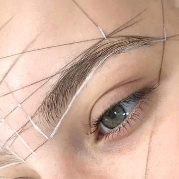 Diseño de cejas